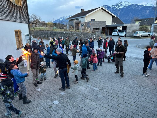 2025-03-09-Kinderfackelzug-21.05.46 (1).jpeg