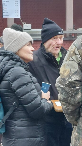 2025-12-14-Besinnliche-Adventfeier-Funkenzunft-Röns-19.59.41 (4).jpeg 2025-12-14-Besinnliche-Adventfeier-Funkenzunft-Röns-19.59.41 (4).jpeg