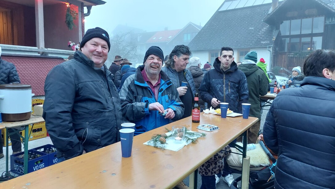 2025-12-14-Besinnliche-Adventfeier-Funkenzunft-Röns-19.59.41.jpeg 2025-12-14-Besinnliche-Adventfeier-Funkenzunft-Röns-19.59.41.jpeg