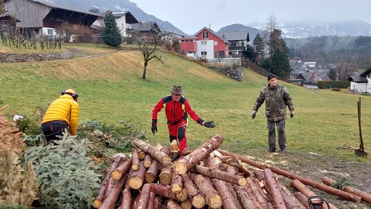 20-2026-02-20+21-FZR-Funkenaufbau-Sägen.jpeg 20-2026-02-20+21-FZR-Funkenaufbau-Sägen.jpeg